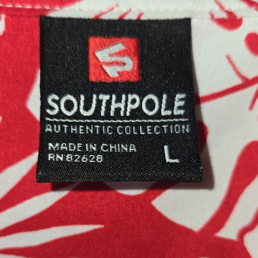 Southpole Lg  Red and White Casual Button Down Shirt with Floral Print - Picture 3 of 9